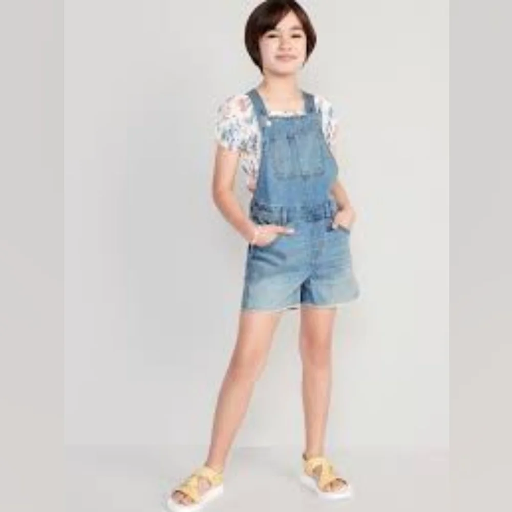 Old Navy #879544 Denim Shortalls for Girls NWT, size XL (14-16)